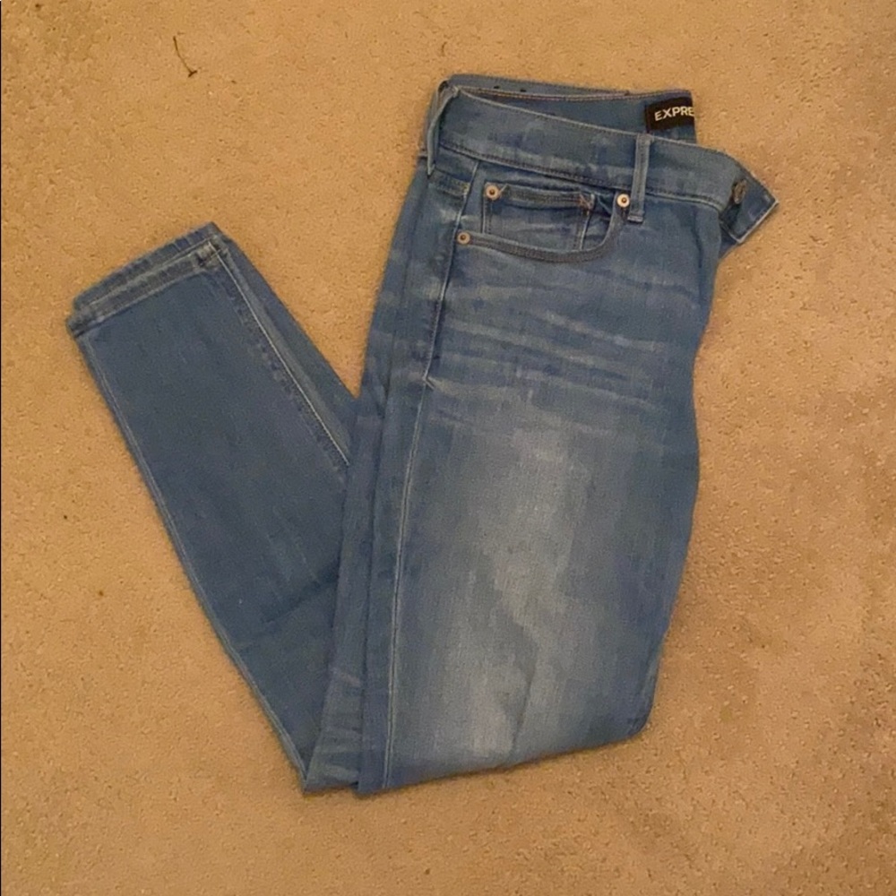 Express jeans.